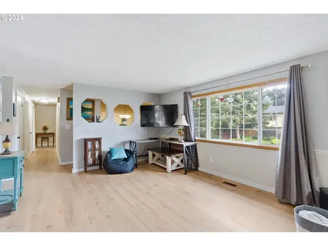 19007 Bedford Drive Oregon City OR 97045