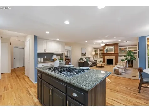 10290 SW Gull Place Beaverton OR 97007