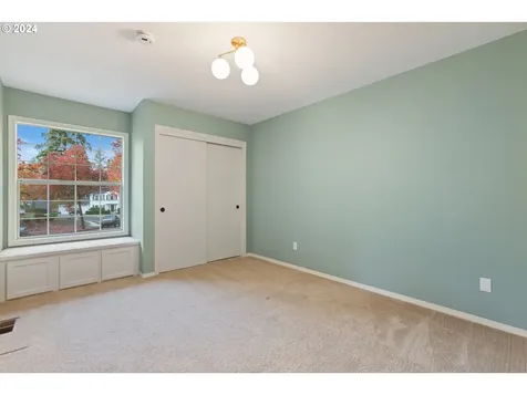10290 SW Gull Place Beaverton OR 97007