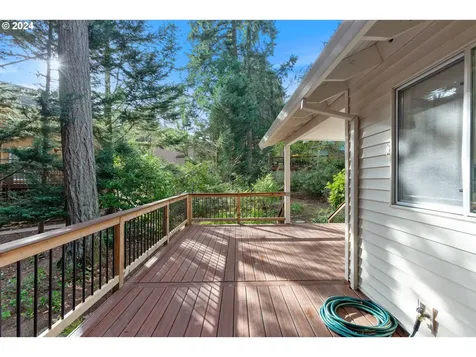 10290 SW Gull Place Beaverton OR 97007