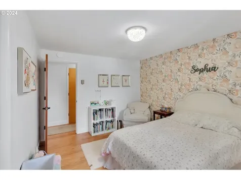 1410 W 28th Place Eugene OR 97405