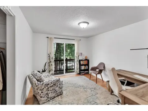 1410 W 28th Place Eugene OR 97405