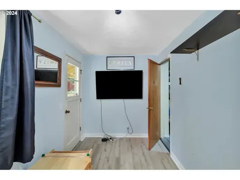 1410 W 28th Place Eugene OR 97405
