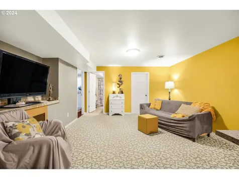 42065 Nw Lodge Road Banks OR 97106