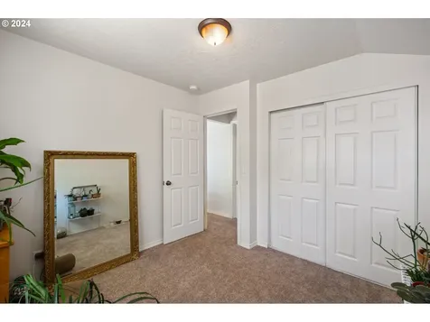 6260 Se 62nd Avenue Portland OR 97206