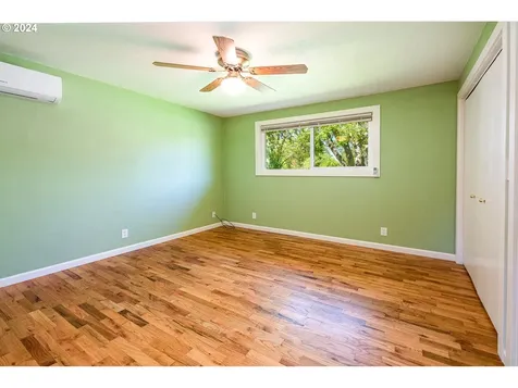 425 Colt Drive Eugene OR 97401