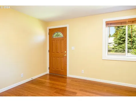 425 Colt Drive Eugene OR 97401