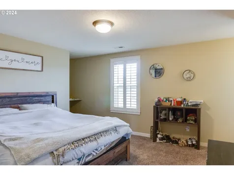 905 E 15th Street Lafayette OR 97127