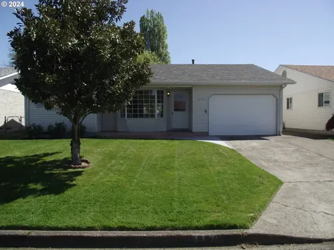 1172 Randolph Road Woodburn OR 97071