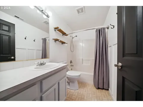 3233 Olive Street Vancouver WA 98660