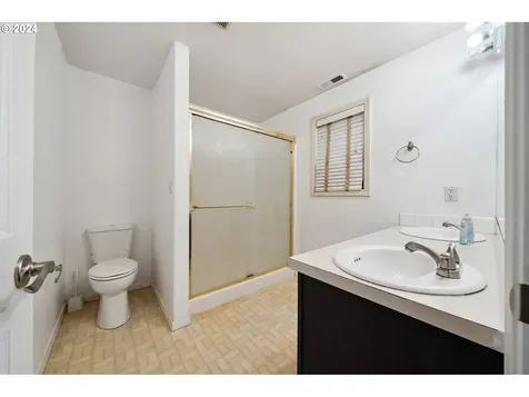 3233 Olive Street Vancouver WA 98660