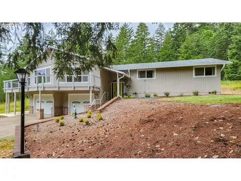 6395 Coos Bay Wagon Road Roseburg OR 97471