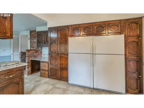 6395 Coos Bay Wagon Road Roseburg OR 97471