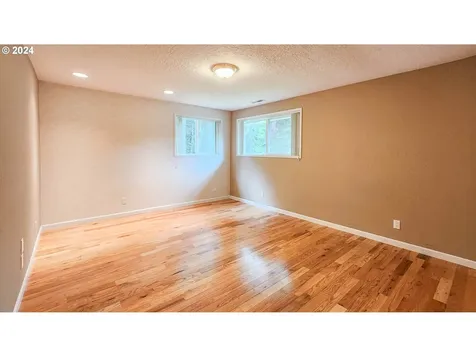 6395 Coos Bay Wagon Road Roseburg OR 97471