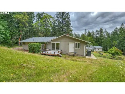 6395 Coos Bay Wagon Road Roseburg OR 97471