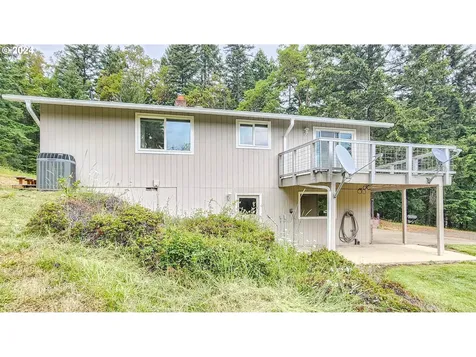 6395 Coos Bay Wagon Road Roseburg OR 97471