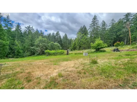 6395 Coos Bay Wagon Road Roseburg OR 97471