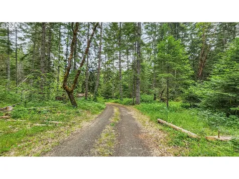 6395 Coos Bay Wagon Road Roseburg OR 97471