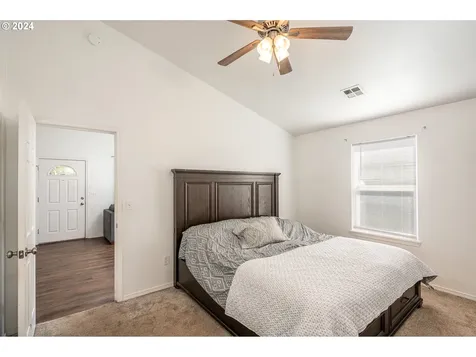 1344 NE Ridge Avenue Roseburg OR 97470