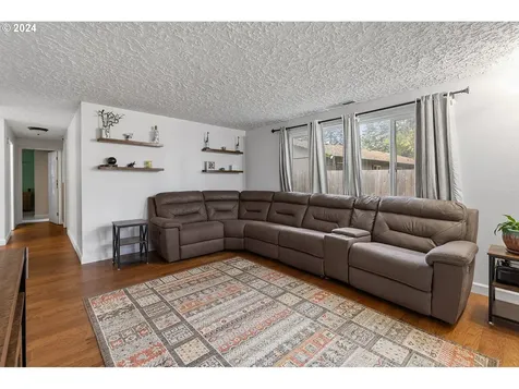 14520 NE 46th Street Vancouver WA 98682