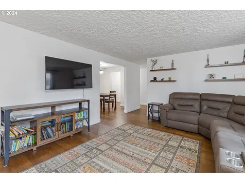 14520 NE 46th Street Vancouver WA 98682