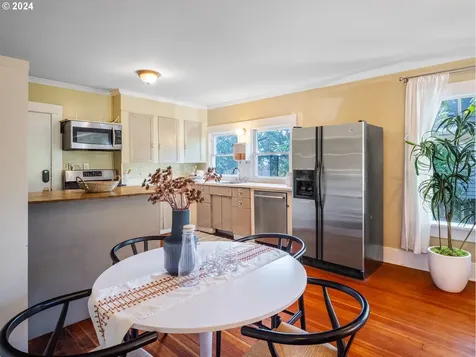 5125 Ne 20th Avenue Portland OR 97211