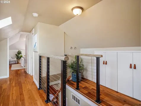 5125 Ne 20th Avenue Portland OR 97211