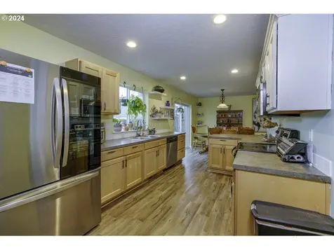 532 Hile Lane Ne Salem OR 97301