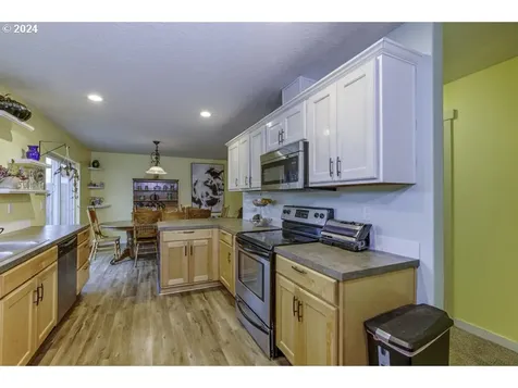532 Hile Lane Ne Salem OR 97301