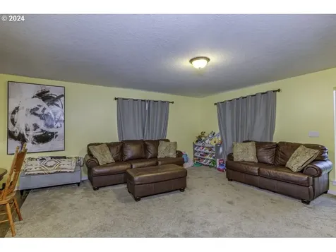 532 Hile Lane Ne Salem OR 97301