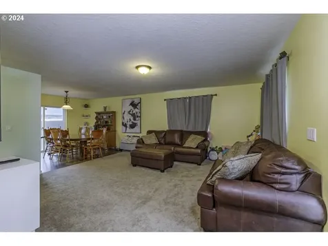 532 Hile Lane Ne Salem OR 97301
