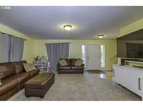 532 Hile Lane Ne Salem OR 97301