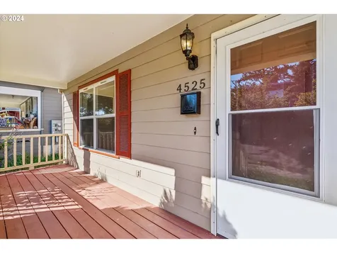 4525 N Kerby Avenue Portland OR 97217