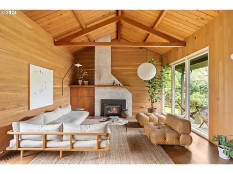 7035 NW Penridge Road Portland OR 97229
