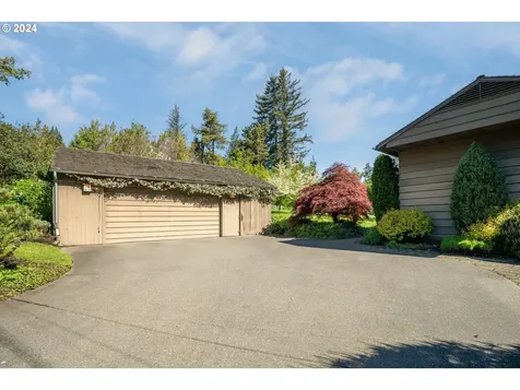 7035 NW Penridge Road Portland OR 97229