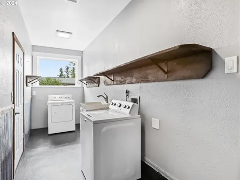 177 King Street Oregon City OR 97045