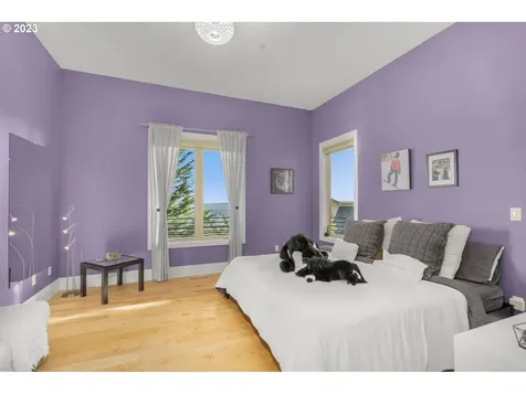 9929 NW Upton Court Portland OR 97229