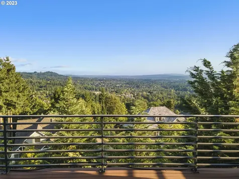 9929 NW Upton Court Portland OR 97229