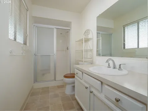 15775 SW Highland Court Portland OR 97224