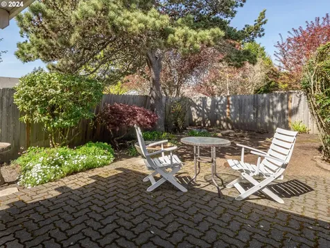 15775 SW Highland Court Portland OR 97224
