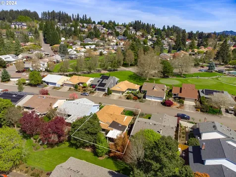 15775 SW Highland Court Portland OR 97224