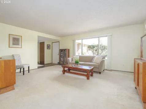 15775 SW Highland Court Portland OR 97224
