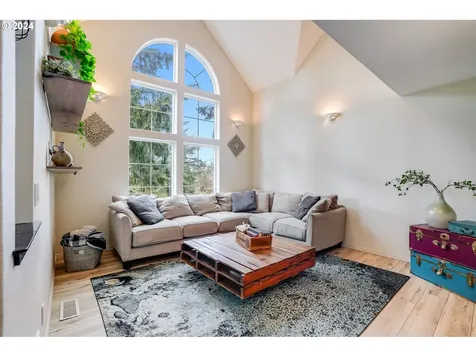 3702 Mohawk Way West Linn OR 97068