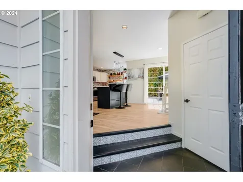 3702 Mohawk Way West Linn OR 97068