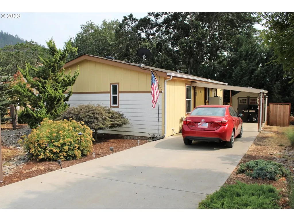 151 Wanda Court Myrtle Creek OR 97457