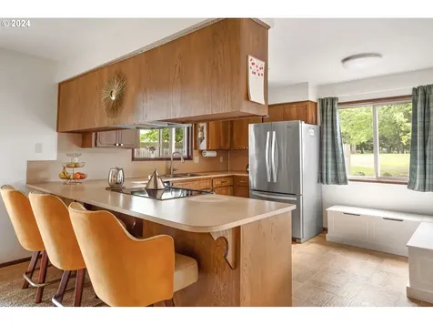 18808 Ne Hassalo Street Portland OR 97230