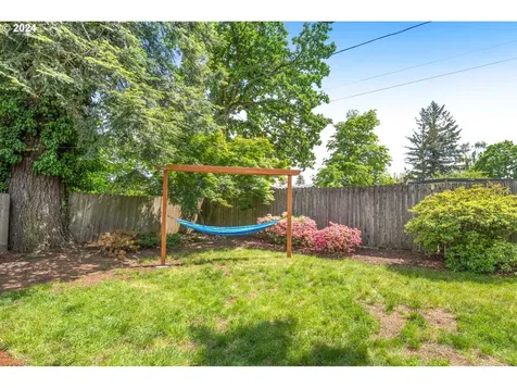18808 Ne Hassalo Street Portland OR 97230