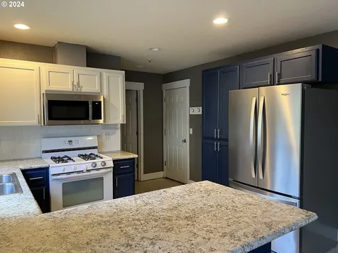 1976 Meadowood Loop Woodland WA 98674