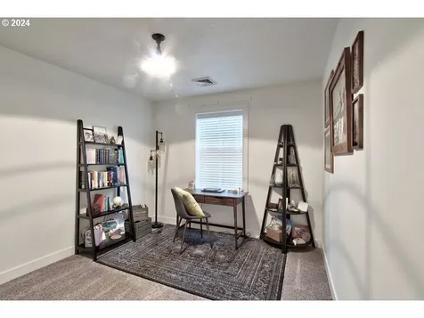 2283 Deer Avenue Stayton OR 97383