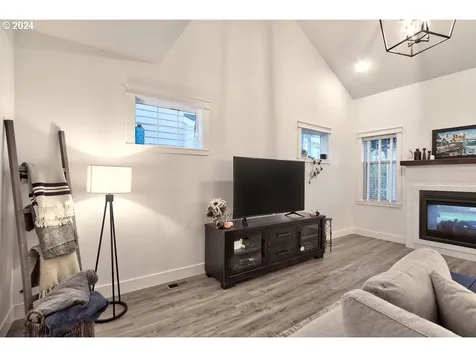 2283 Deer Avenue Stayton OR 97383